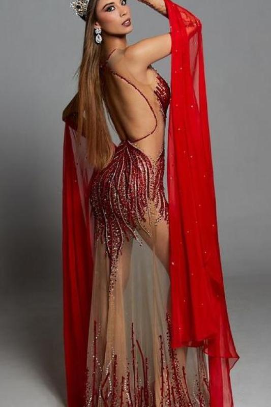 Miss Islandia BRAVE
